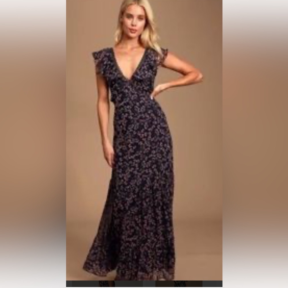 Lulus Darling Daydream Maxi size M style dae23796al